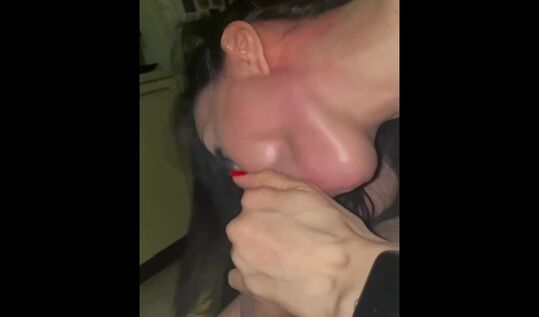 Слив приватки из OnlyFans элитной эскортницы Slutfit