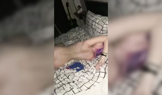 Слив голой тиктокерши Дианы Астер