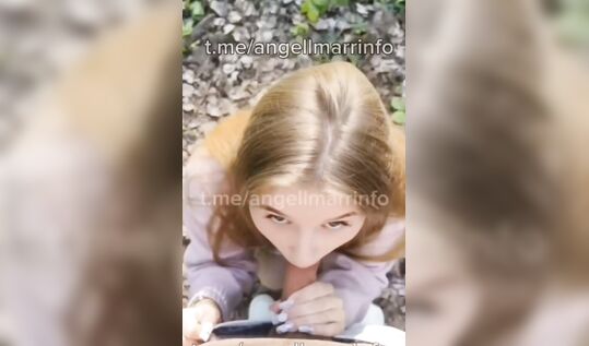 Милашка Марина Виноградова aka Ваша Мариночка отсасывает в парке случайному прохожему немытый член без презерватива